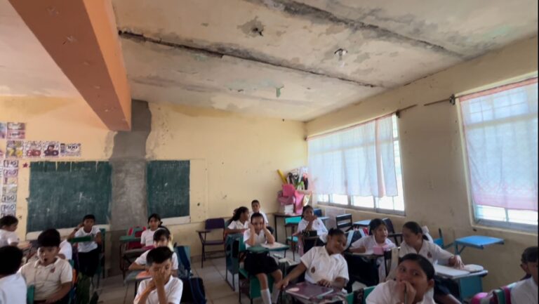 Se quejan madres de familia por mal estado de salones de clases de la escuela “José G. Gutiérrez”