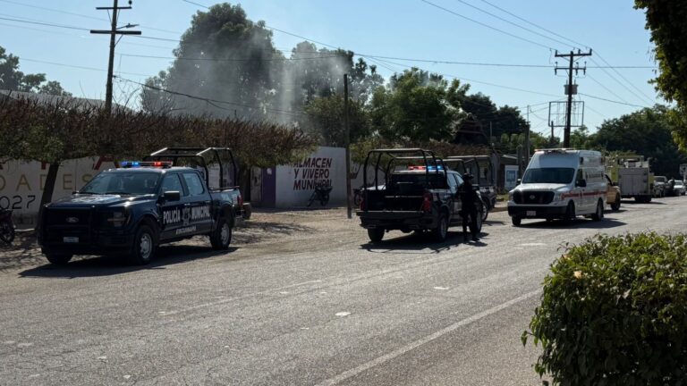 ¡B0mb4z0s en Escuinapa!, afectan el Almacén Municipal