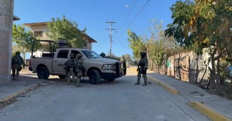 Dos jovenes sin vida deja un operativo del Ejército en Escuinapa