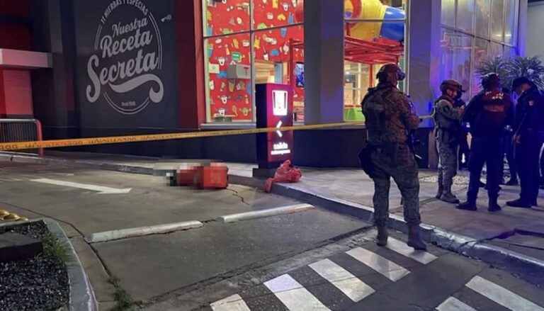 Mientras transmitía en vivo asesinan a balazos a Influencer en Culiacán